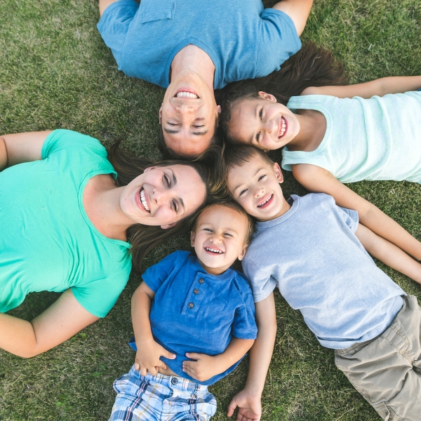 maid2-25 House cleaning services in Tannersville, NJ free up time for fun activities.